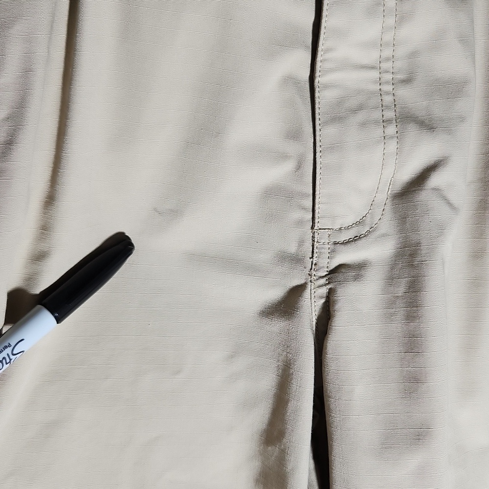 5.11 Tactical Shorts Mens Size 36 Beige Cargo Multiple Pockets FLAWED - Picture 2 of 12